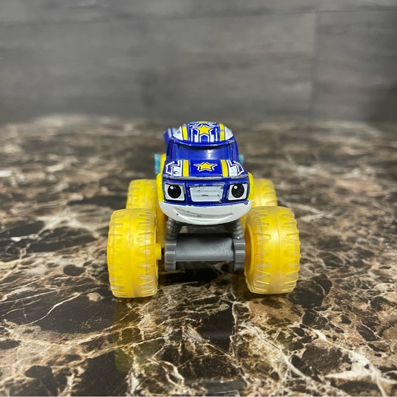 Blaze And The Monster Machines Robot Rider Darrington , Nickelodeon - Picture 3 of 8